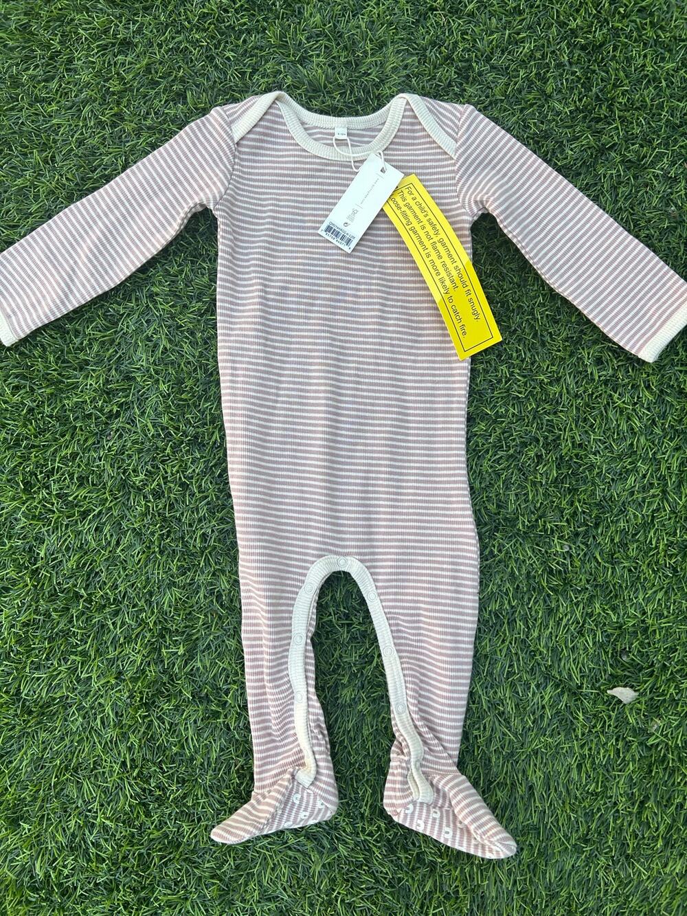 NWT Quincy Mae Mauve striped Ribbed Footie size 6-12 months